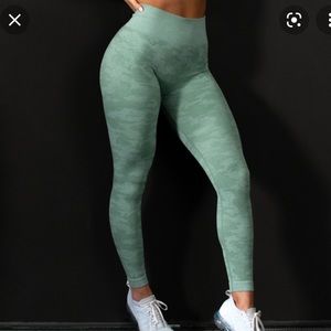 Gymshark camo booty scrunch leggings